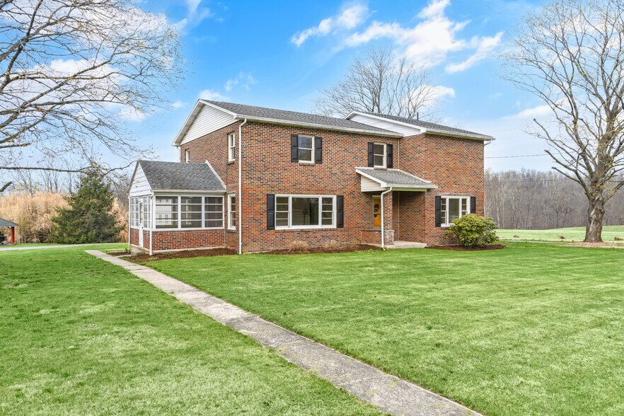 More Photos Of 140 Shartlesville Rd, Bernville Warehouse For Sale