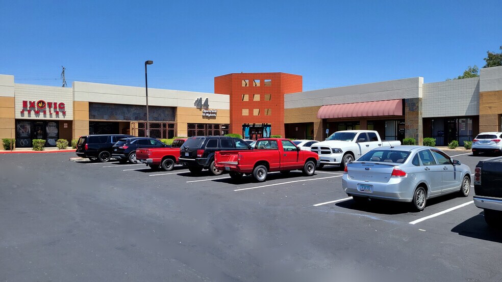 More Photos Of 4494 W Peoria Ave, Glendale Unknown For Lease