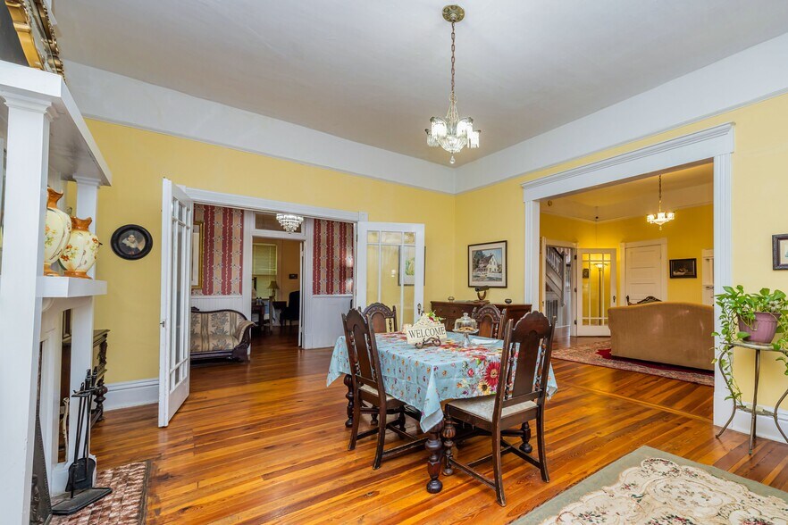 More Photos Of 252 Seavy St, Senoia Hospitality For Sale