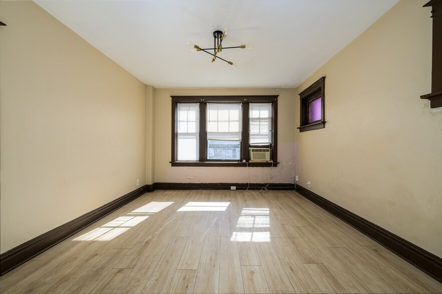 More Photos Of 5321 Michigan Ave, Saint Louis Multifamily For Sale