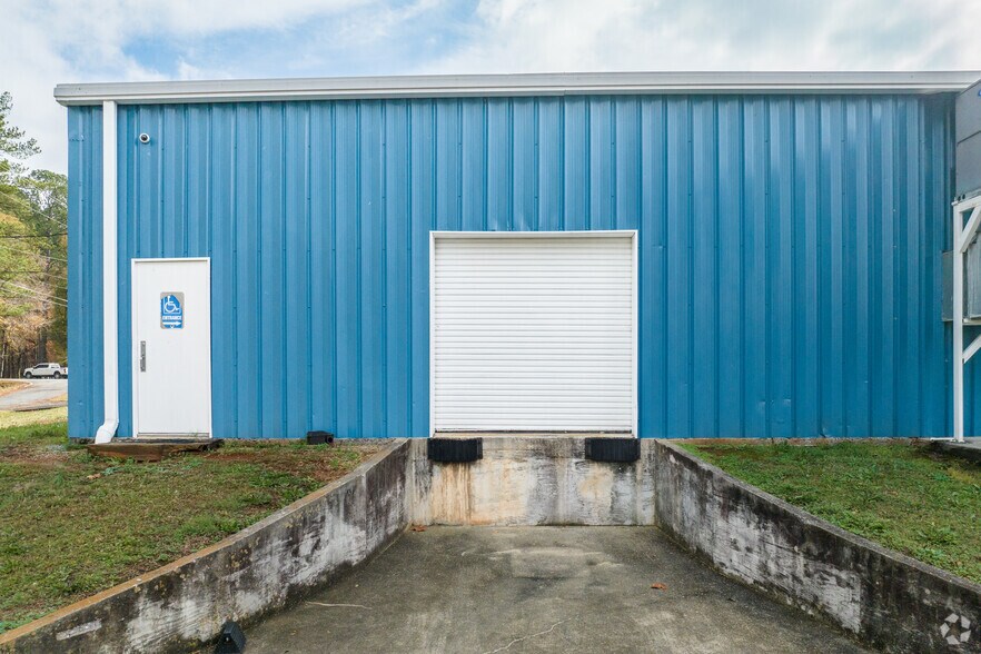 More Photos Of 1595 Highway 411 NE, Cartersville Service For Lease