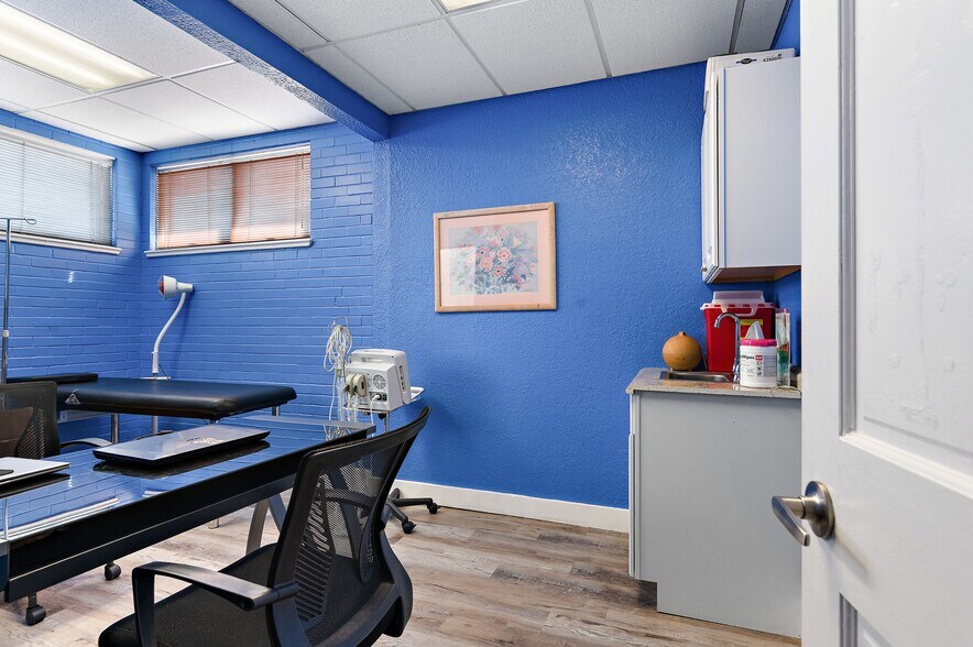 More Photos Of 517 Colorado Ave, Pueblo Medical For Lease