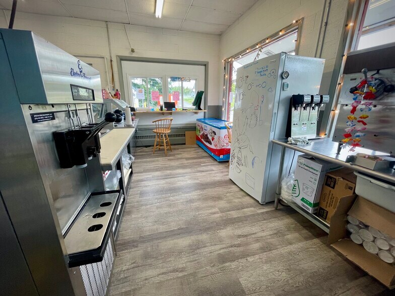 More Photos Of 1253 W Danby Rd, Newfield Convenience Store For Sale