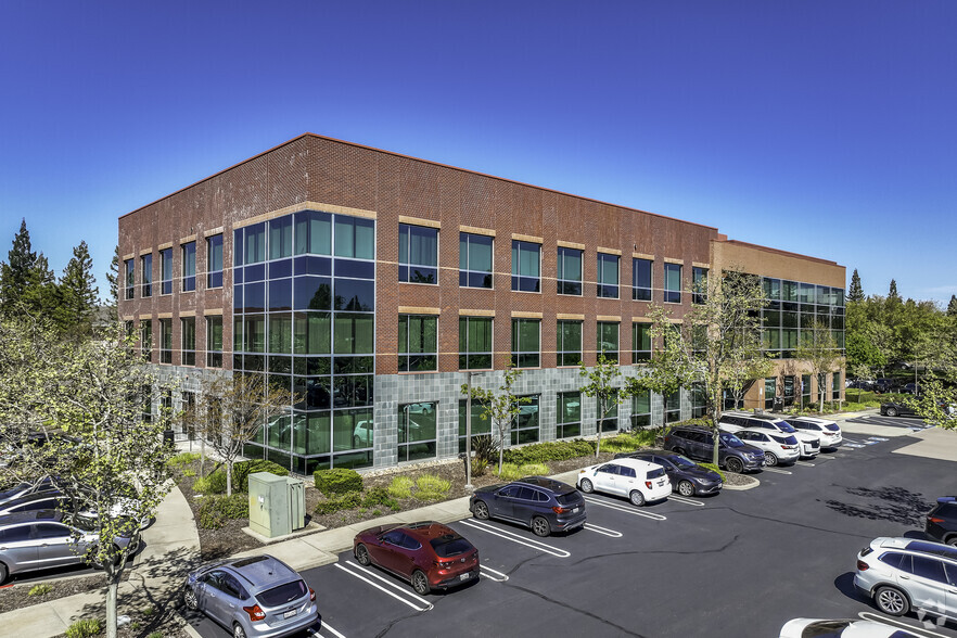 Primary Photo Of 3200 Douglas Blvd, Roseville Office For Lease