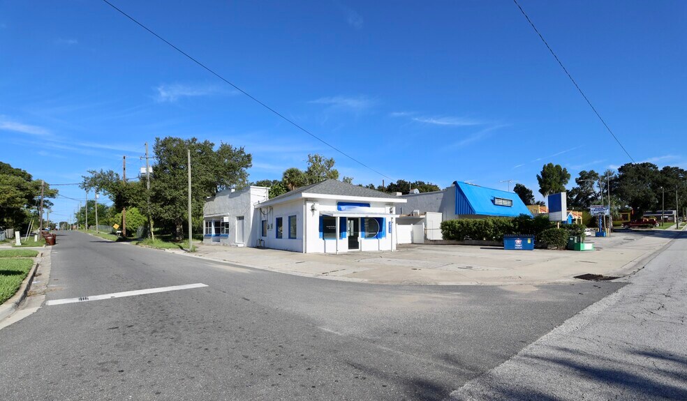 More Photos Of 240 S 1st St, Lake Wales Office For Sale