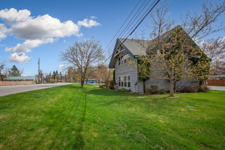 More Photos Of 204 4th, Dover Office For Lease