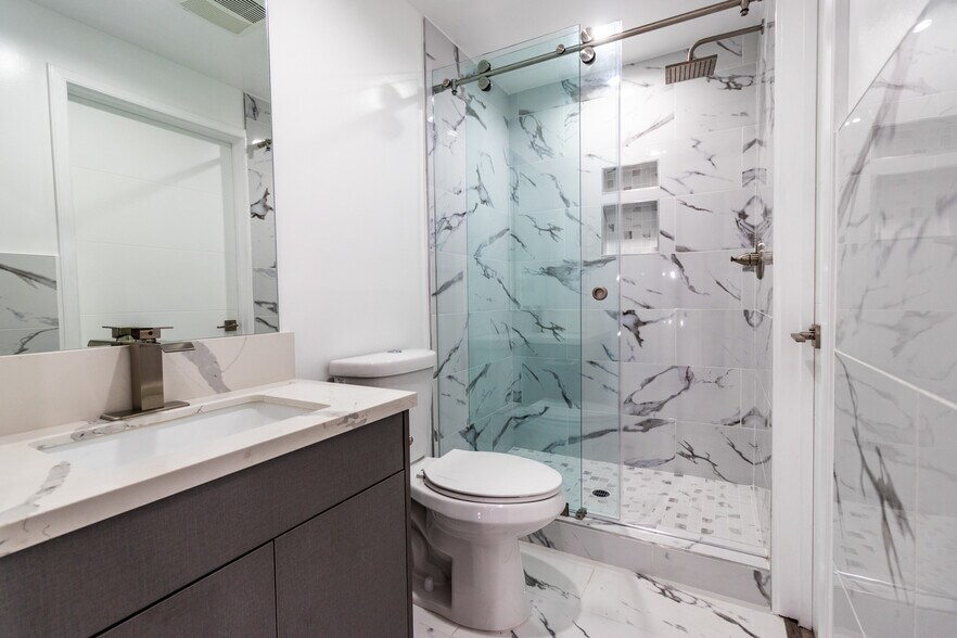 More Photos Of 2150-2154 S West View St, Los Angeles Apartments For Sale