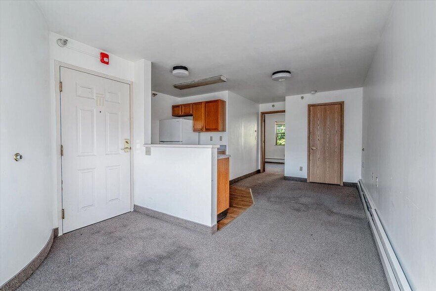 More Photos Of 723 Braddock Ave, Braddock Office For Sale