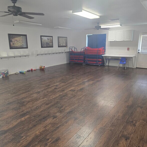 More Photos Of 1770 Country Club Dr, Mansfield Daycare Center For Lease