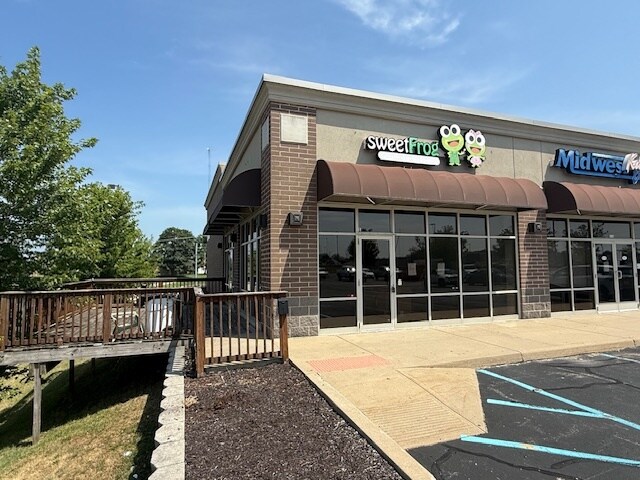 More Photos Of 560 W Ireland Rd, South Bend Storefront For Lease