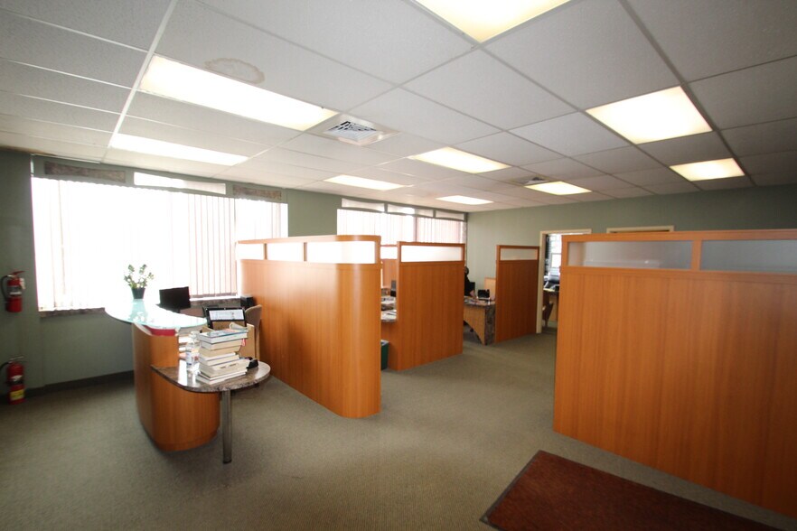 More Photos Of 130 31st St NW, Barberton Warehouse For Sale