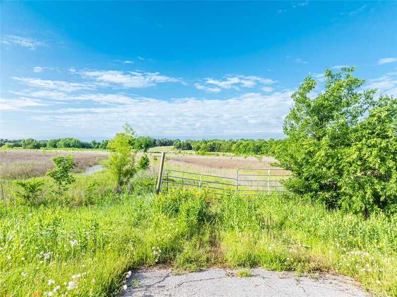 More Photos Of TBD US-82, Honey Grove Land For Sale