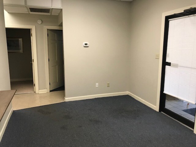 More Photos Of 201 Production Dr, Yorktown Distribution For Lease