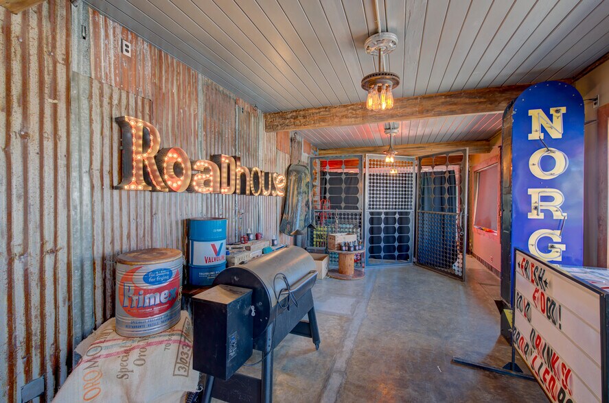 More Photos Of 780-782 US 101, Chinook Restaurant For Sale