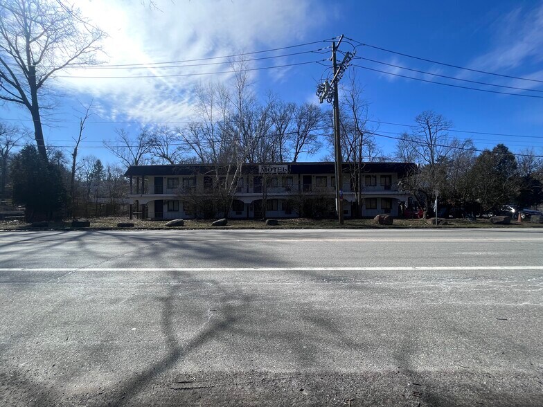 More Photos Of 972 S Route 9W, Congers Hotel For Sale