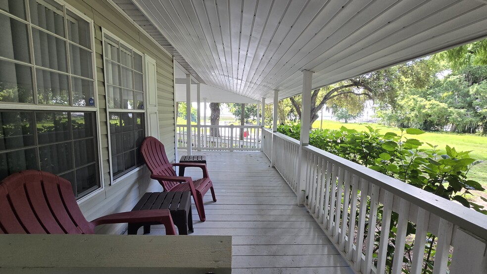 More Photos Of 44 Crawford Dr, Lake Placid Manufactured Housing Mobile Home Park For Sale