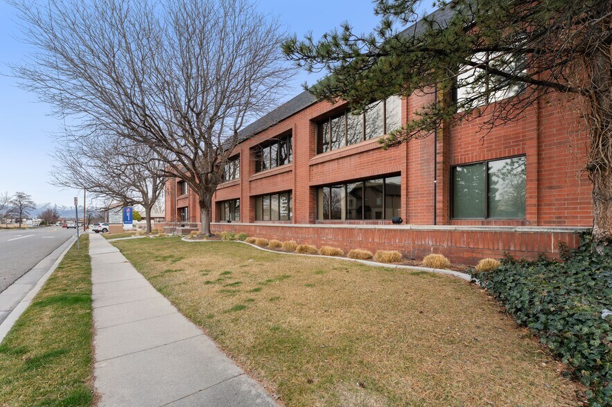 More Photos Of 201 E 5900 S, Murray Medical For Lease