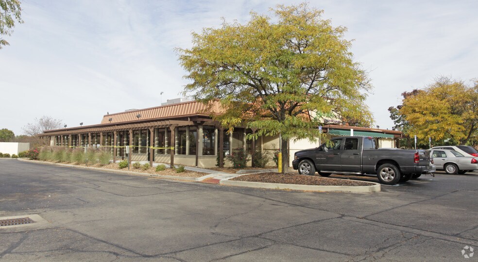 More Photos Of 2717 Miamisburg-Centerville Rd, Dayton Unknown For Lease