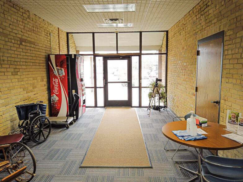 More Photos Of 500 S Hamilton St, Saginaw Medical For Sale