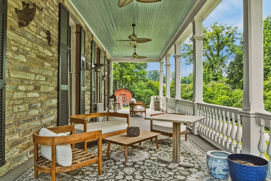 More Photos Of 31 Meadows Blake House Ln, Fletcher Medical For Sale