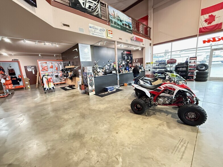 More Photos Of 3031 Gs Center Rd, Wenatchee General Retail For Sale