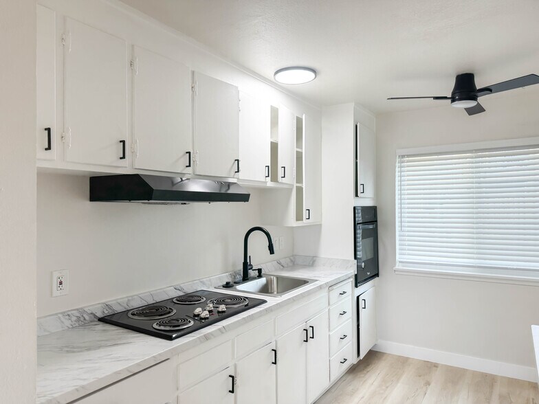 More Photos Of 6820 7th Ave, Rio Linda Apartments For Sale