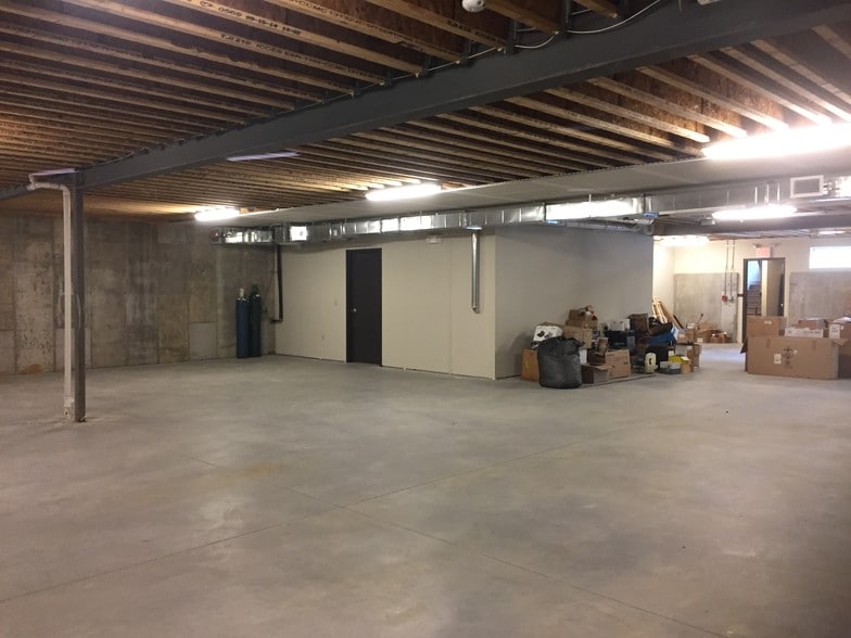 More Photos Of 5250 Freemansburg Ave, Easton Office For Lease