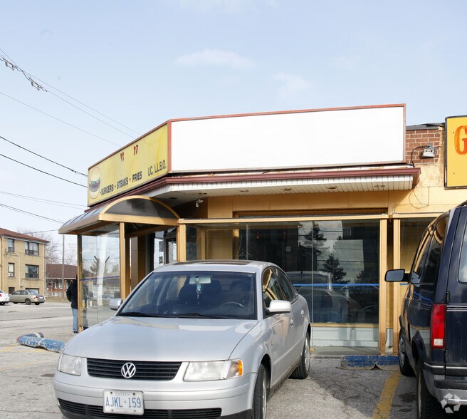 More Photos Of 2861-2875 Keele St, Toronto Department Store For Sale