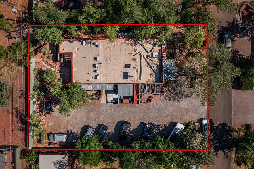 More Photos Of 110 Oak Creek Blvd, Sedona Specialty For Sale