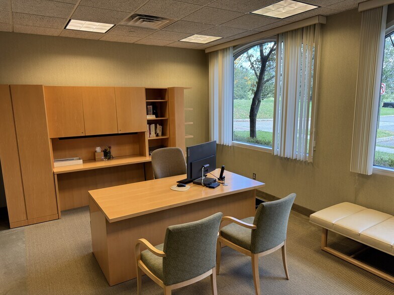 More Photos Of 400 Valley Rd, Mount Arlington Medical For Lease