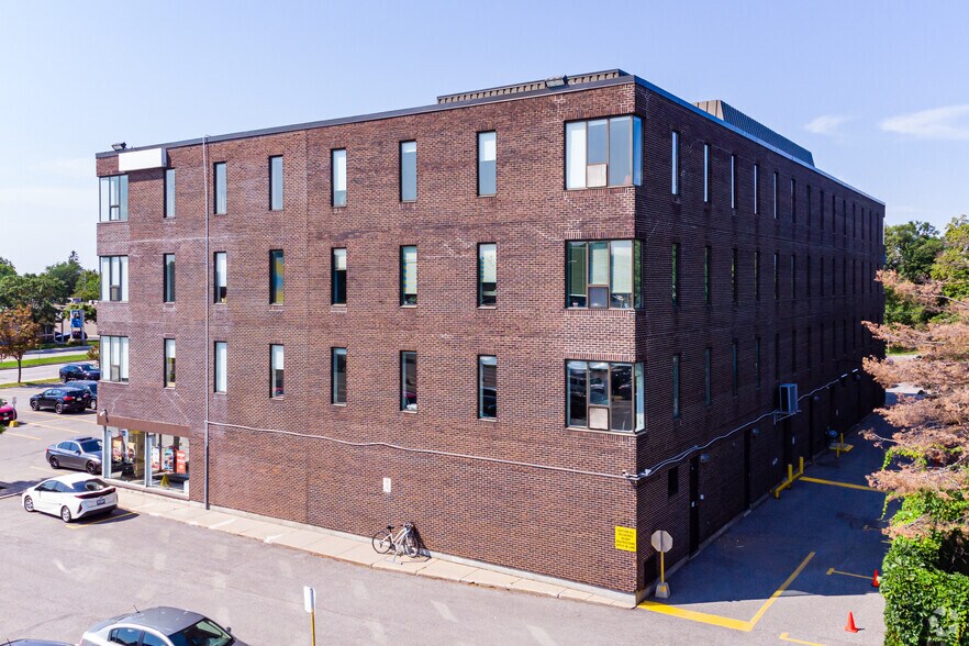 More Photos Of 2249 Carling Ave, Ottawa Office For Lease