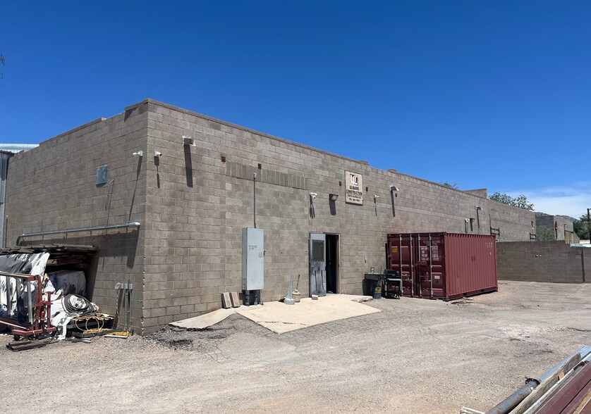 More Photos Of 10819 Acoma Rd SE, Albuquerque Service For Sale
