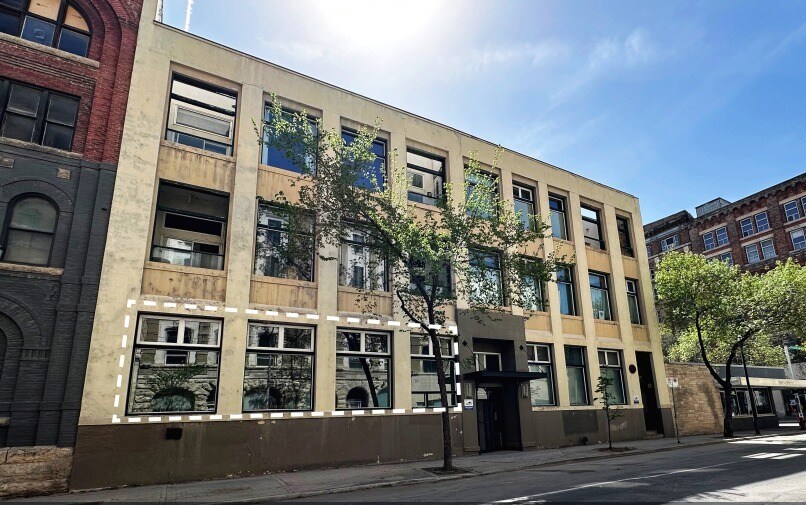 Primary Photo Of 89 Princess St, Winnipeg Office For Lease