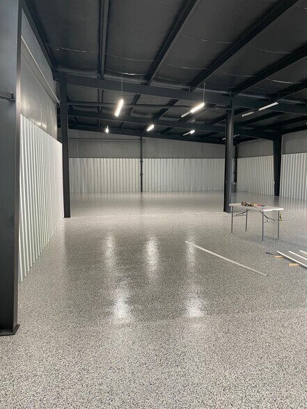 More Photos Of 803 Rickert St, Statesville Warehouse For Sale