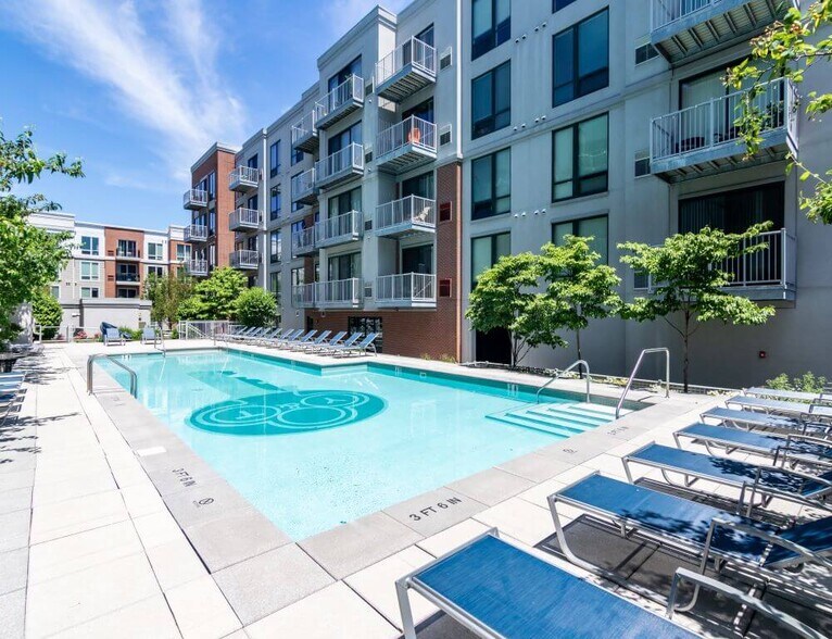 More Photos Of 121 Towne St, Stamford Apartments For Lease