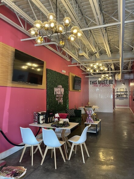 More Photos Of 3617 Perkins Rd, Baton Rouge Storefront For Lease