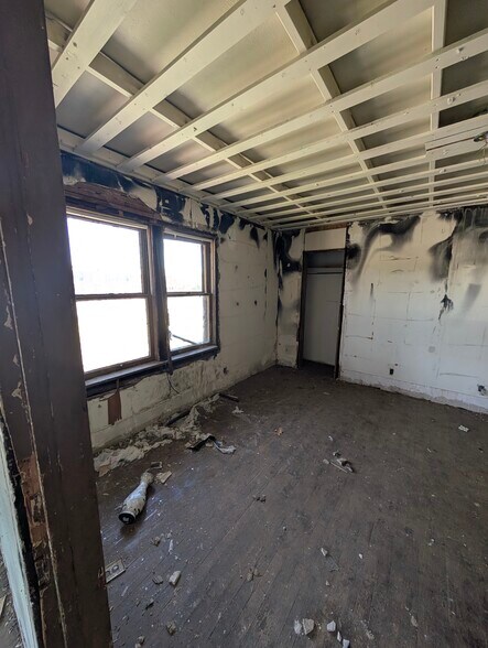 More Photos Of 101 N 7th St, Ponca City Multifamily For Sale