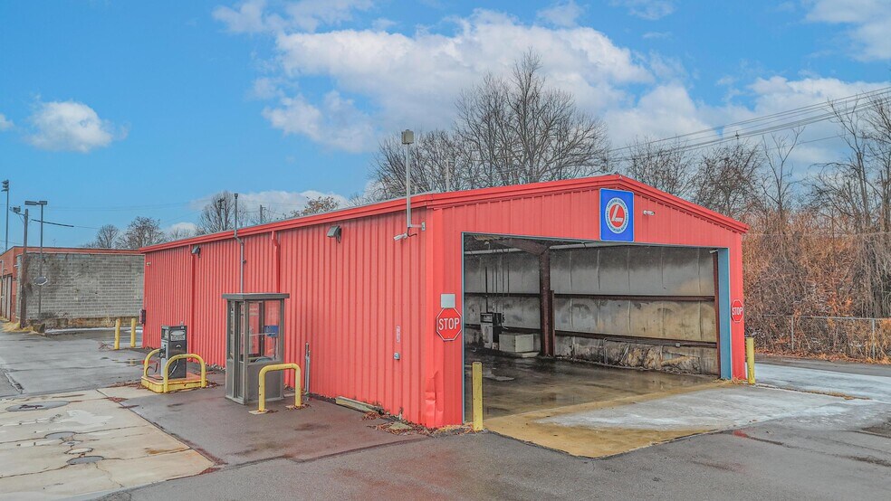 More Photos Of 315 Northampton St, Kingston Industrial For Sale