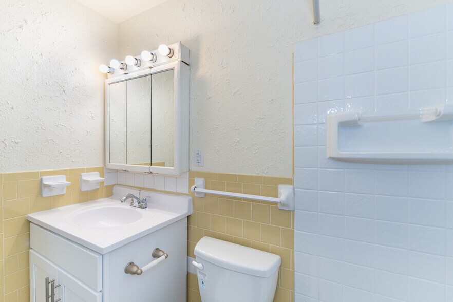 More Photos Of 495 Nelson Dr, Newport News Apartments For Sale