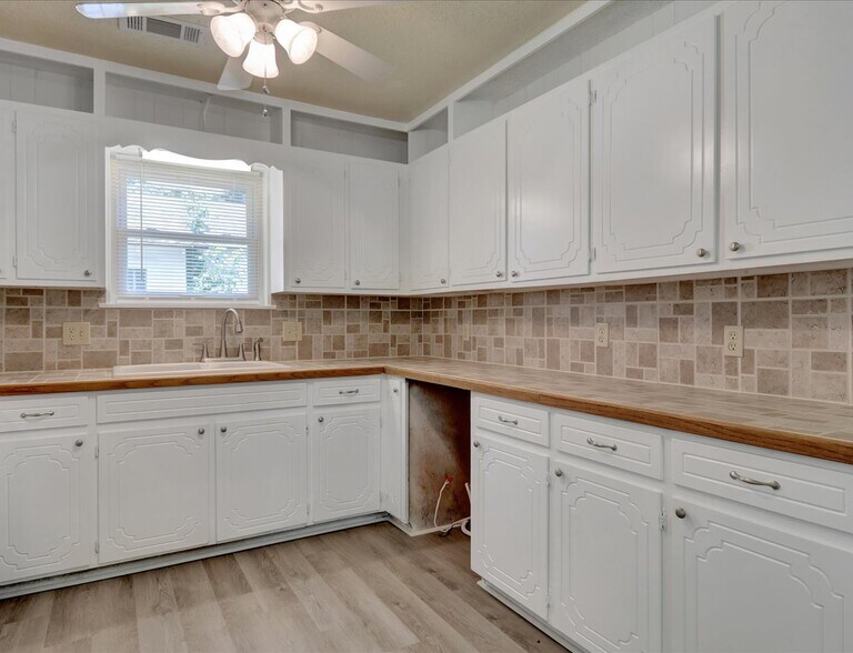 More Photos Of 1110 Cozy Acres Rd, Mountain Pine Apartments For Sale