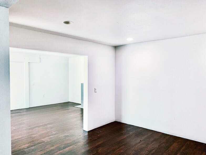 More Photos Of 3520 W Slauson Ave, Los Angeles Daycare Center For Lease