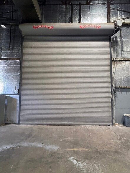 More Photos Of 310 S Franklin St, Fairland Warehouse For Lease