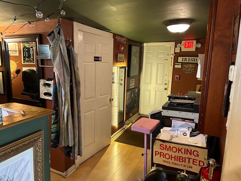 More Photos Of 931 Rt-25a, Miller Place Freestanding For Sale