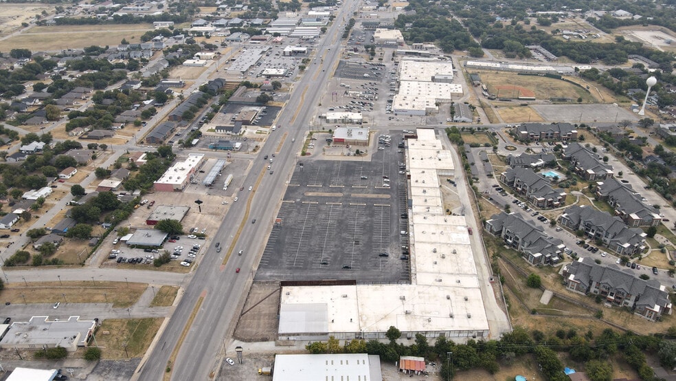 More Photos Of 8101-8155 Camp Bowie West Blvd, Fort Worth General Retail For Lease