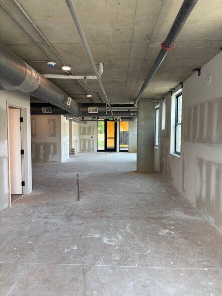 More Photos Of 337 SE 3rd St, Bentonville Apartments For Lease