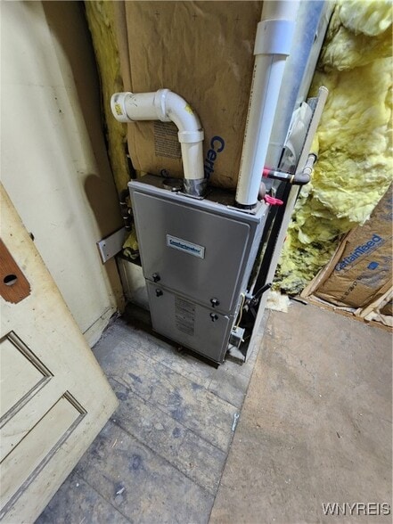 More Photos Of 28 N Park Sq, Franklinville Storefront Retail Residential For Sale