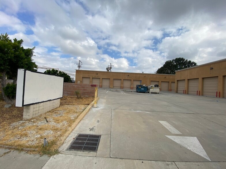 More Photos Of 291-293 W H St, Colton Auto Repair For Sale