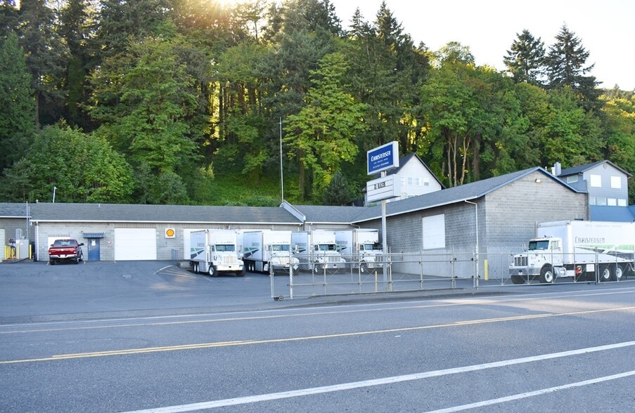 More Photos Of 2727 NW St Helens Rd, Portland Manufacturing For Lease
