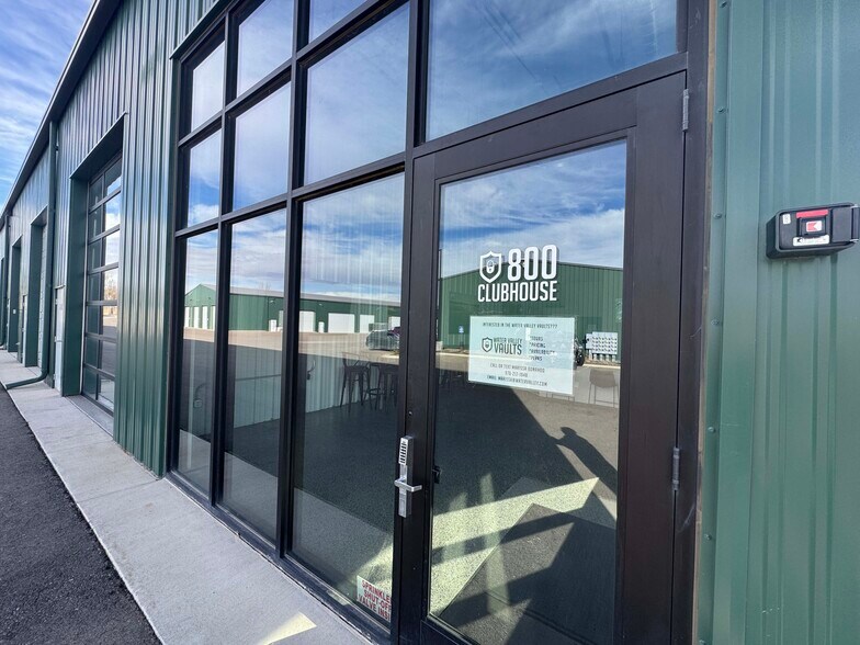 More Photos Of 360 Rancho Dr, Windsor Self Storage For Sale