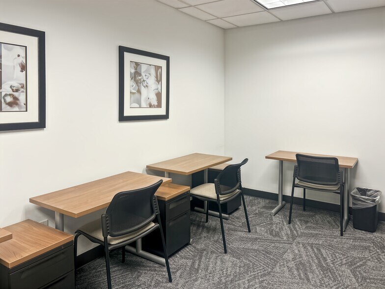 More Photos Of 139-159 Crocker Park Blvd, Westlake Coworking Space